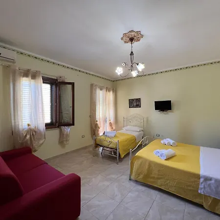 Le Palme Carmiano (Apulia)