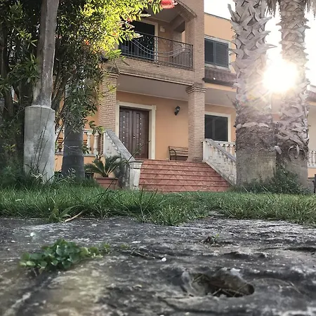Le Palme Carmiano (Apulia)